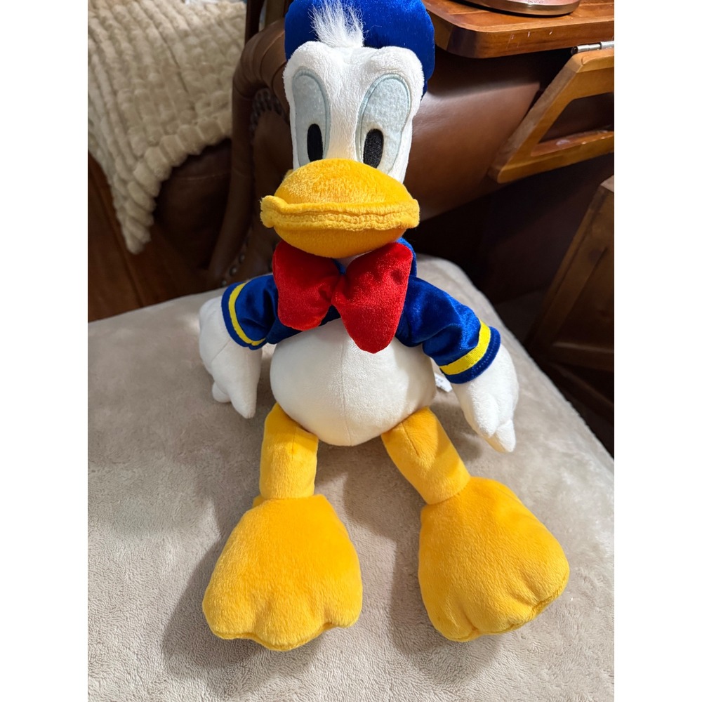Disney Store Exclusive Donald Duck Plush Mickey Mouse Clubhouse 17 Inch Toy